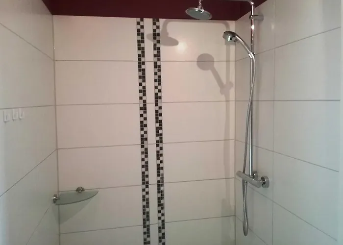 App Mit Eigener Sauna, Ruhig Und Idyllisch 아파트